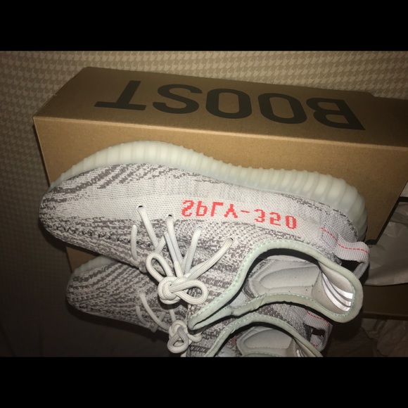 Yeezy V2 Blue Tint Size 9 main image 8